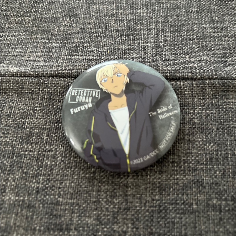 🔥🌟3/$15 Detective Conan Can Badge from Japan
